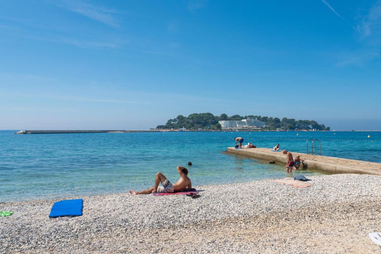 Alice Rooms Porec Esterno foto
